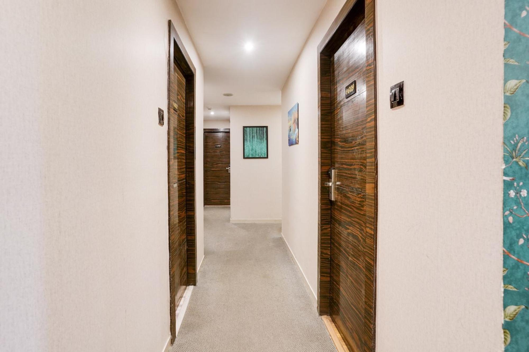 Super Collection O Andheri Near Western Express Highway Βομβάη Εξωτερικό φωτογραφία