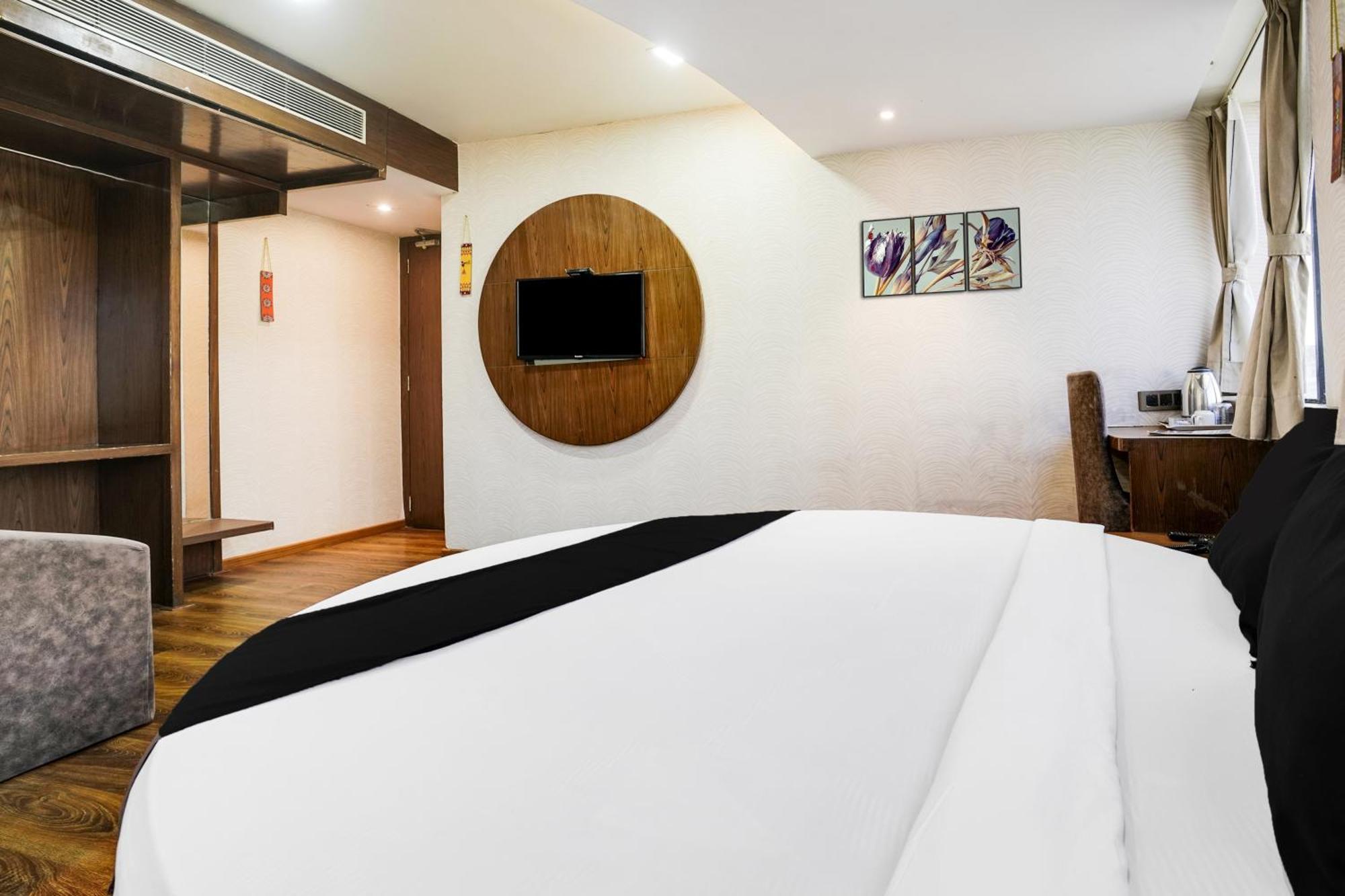 Super Collection O Andheri Near Western Express Highway Βομβάη Εξωτερικό φωτογραφία